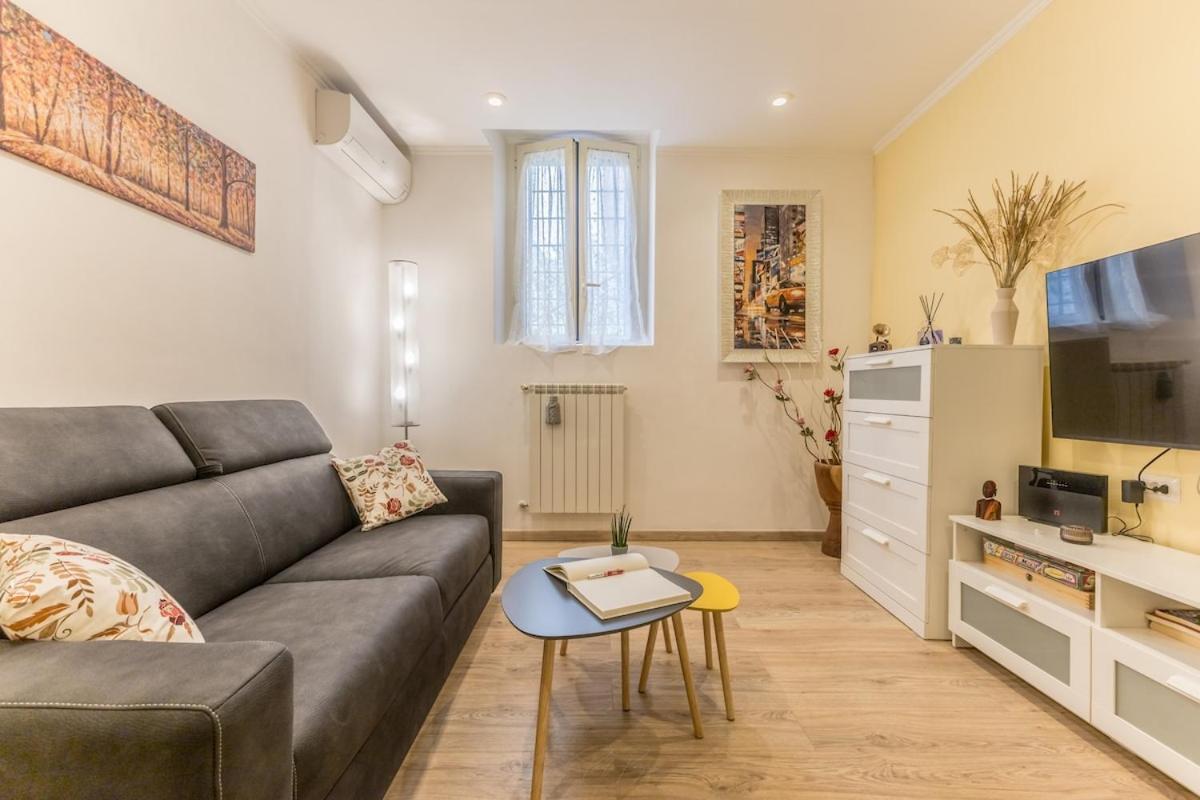 Apartment Trilocale Vicino Metro B Con Self Check In E Wi-fi Rom